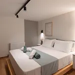 Ground Living Apartment *