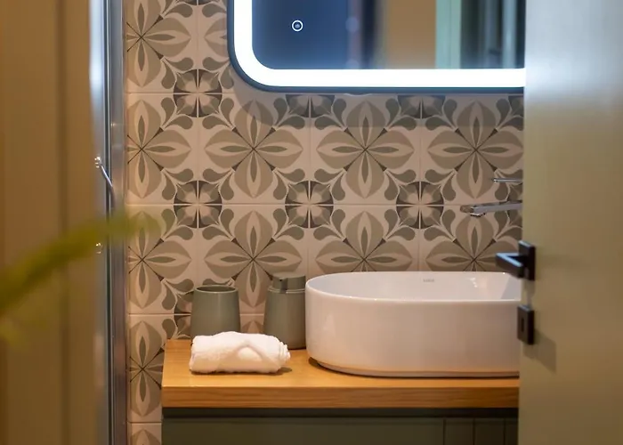 Ground Living Apartament