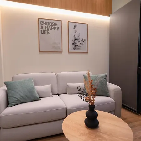 Ground Living Volos