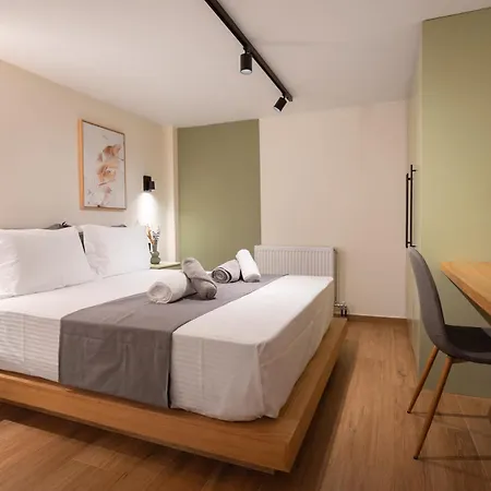 Ground Living Volos